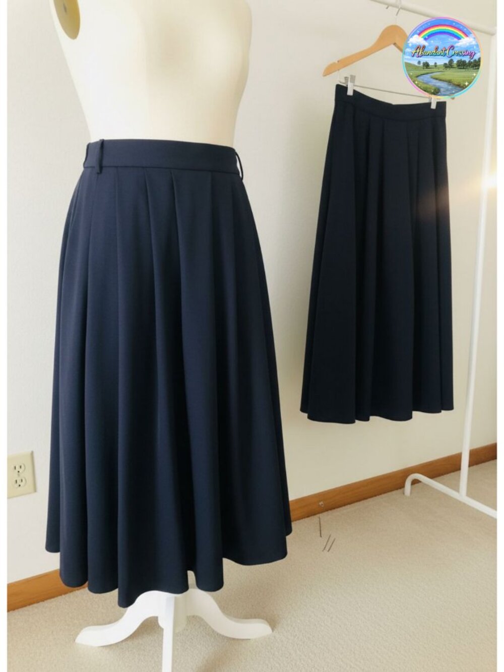 A-line pleated high rise skirt knee length vintage style